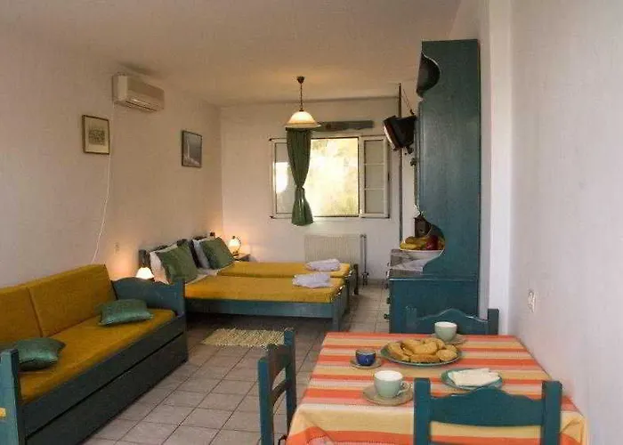 Sole E Mare Traditional Hotel 3*